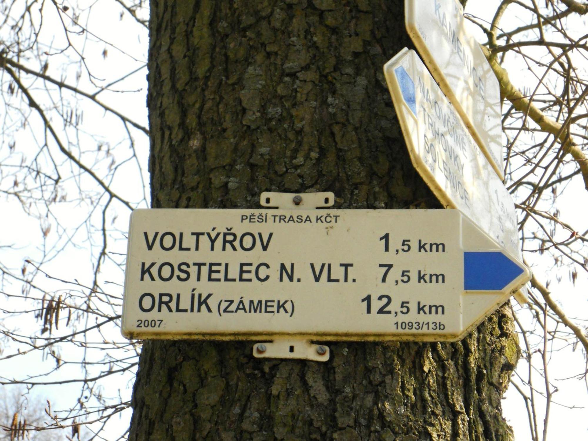 Mlyn Kamenice Klucenice Buitenkant foto